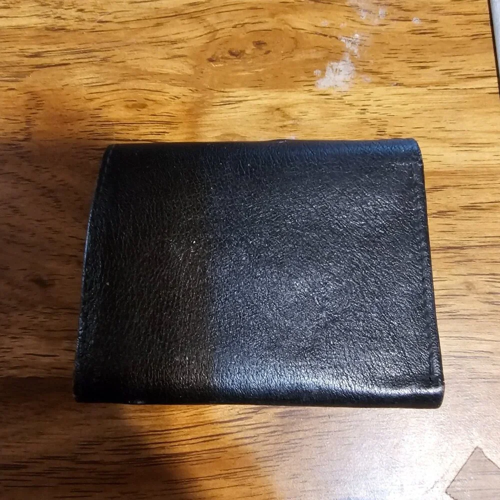 ❤️ GUC Men's St. Louis Blues Tri-Fold Wallet